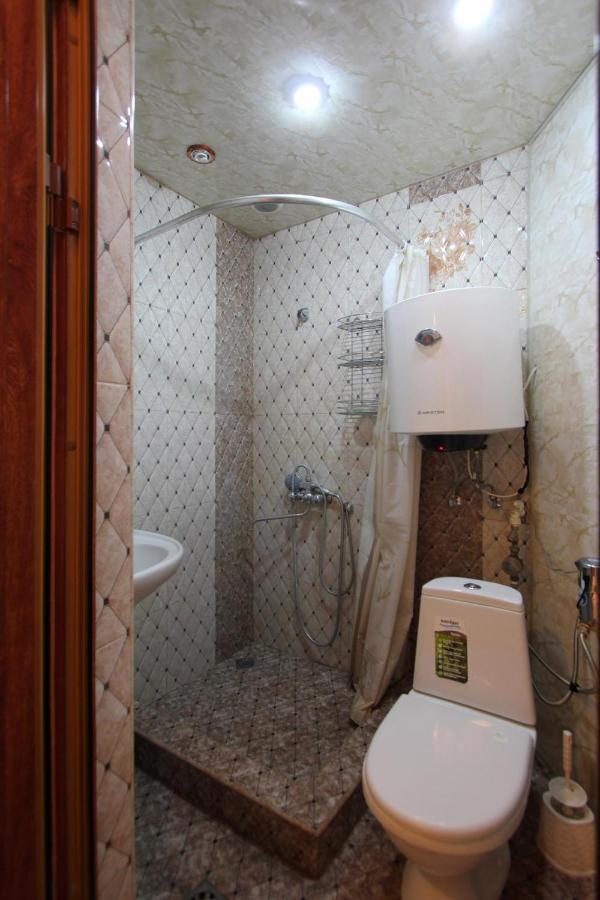 Amiryan Street 1 Bedroom Deluxe Apartment With Balcony Am104 Yerevan Bagian luar foto